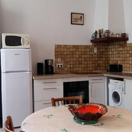 35 Ter Rue Du Docteur Marcon Apartman Bandol Kültér fotó